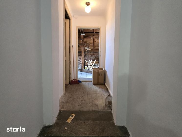Casă cu 5 camere cu Teren 167 Mp în Vitan