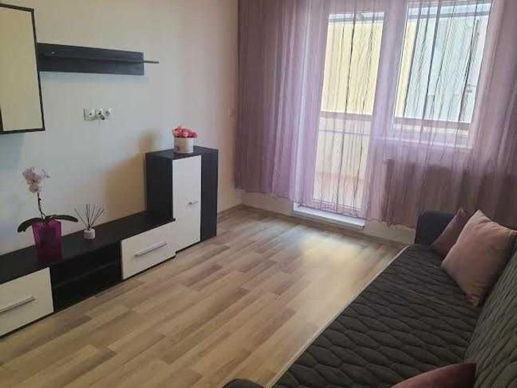 Apartament cu 2 camere decomandat, mobilat în Bună Ziua