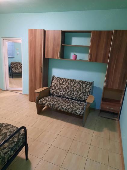 Apartament cu 2 camere semidecomandat în Șagului