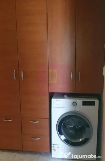 Apartament cu 3 camere decomandat în Morarilor