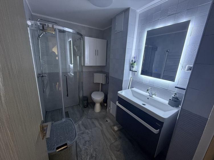 Apartament cu 2 camere nedecomandat în Central