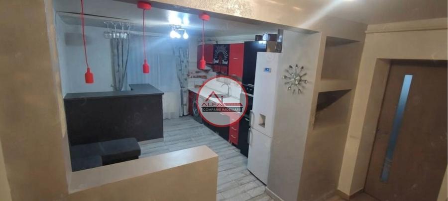 Apartament cu 3 camere decomandat în Uzina 2