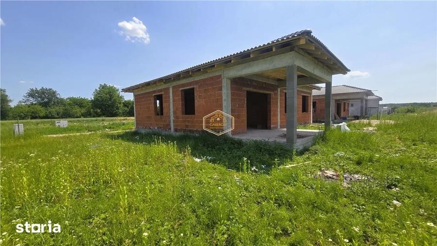 Casă cu 4 camere cu Teren 410 Mp în Bercu Roșu