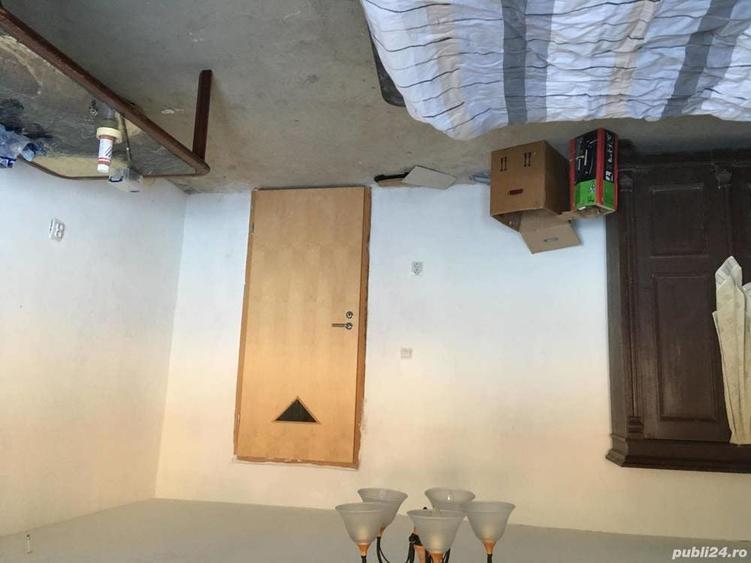 Casă cu 3 camere cu Teren 2000 Mp în Tirol