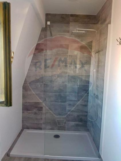 Apartament in zona Centrala, et.1, curte privata. - 5