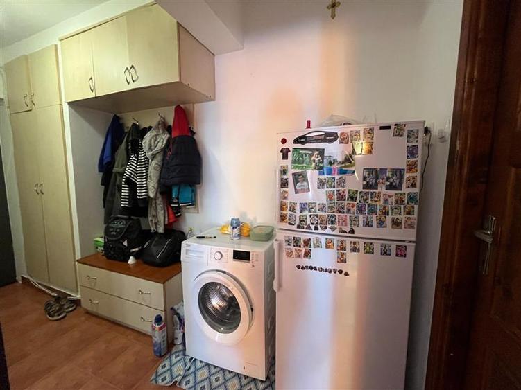 Garsonieră decomandată în Central
