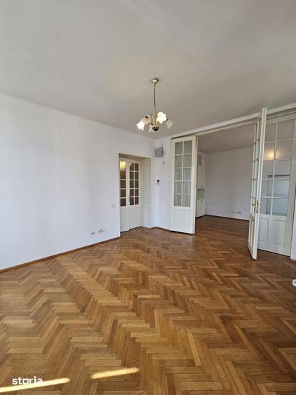 Apartament cu 3 camere în Cotroceni