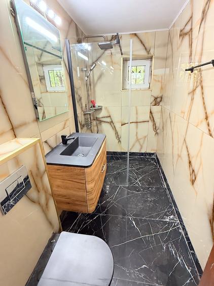 Apartament cu 4 camere decomandat în Vitan Mall