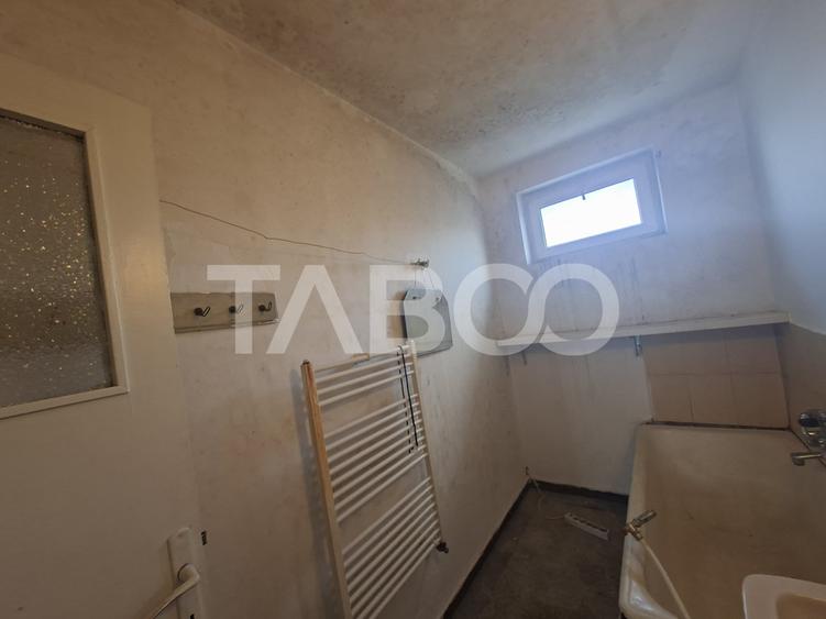 Apartament cu 2 camere semidecomandat, mobilat în Mihai Viteazul