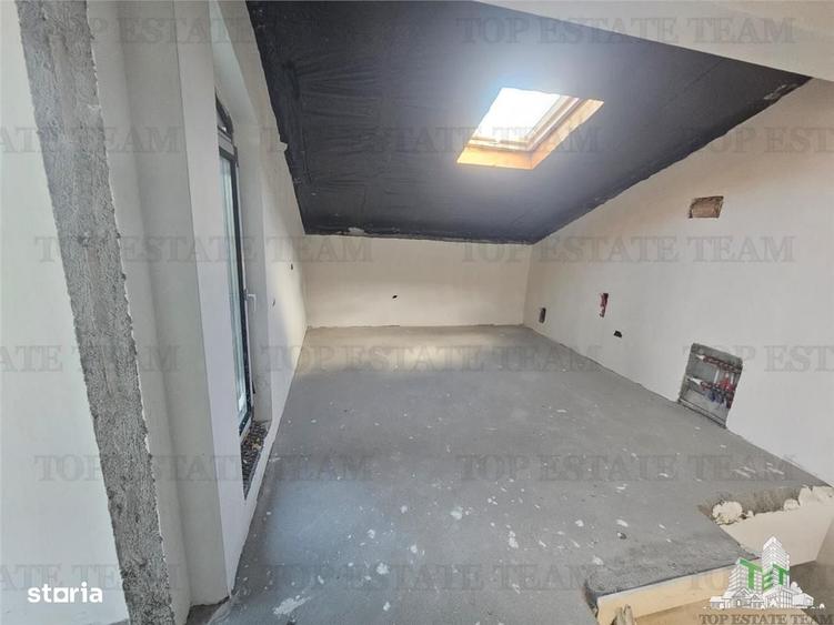 Casă cu 4 camere cu Teren 232.5 Mp în Păcii