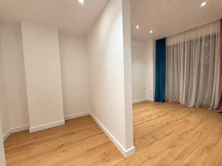 Apartament cu 3 camere semidecomandat, mobilat în Obor