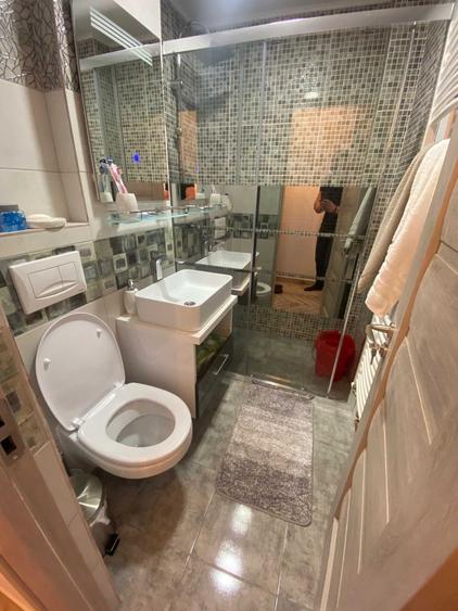 Apartament cu 2 camere semidecomandat în Micro 8