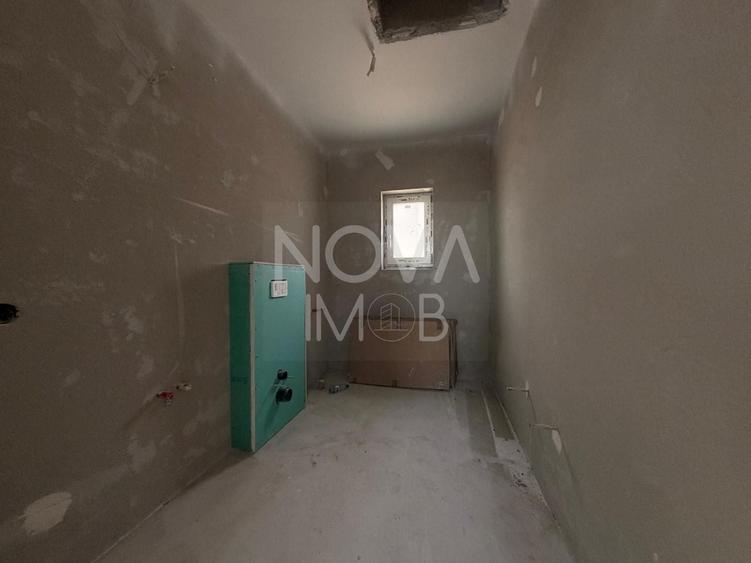 Casă individuală cu 3 camere cu Canalizare în Arhitecților - Calea Cisnădiei