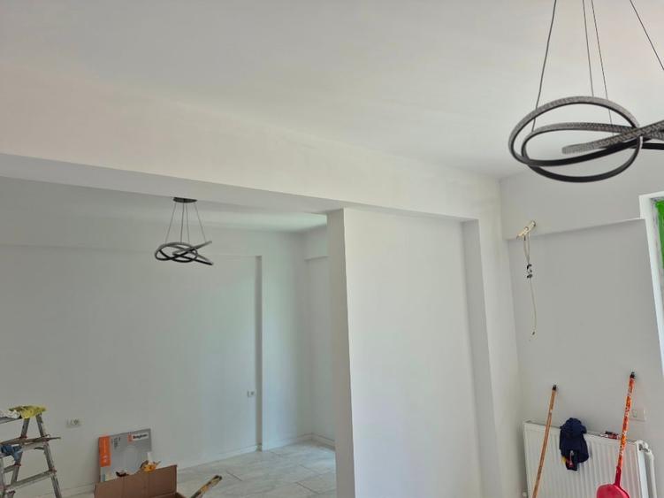 Apartament cu 2 camere, mobilat în Nord