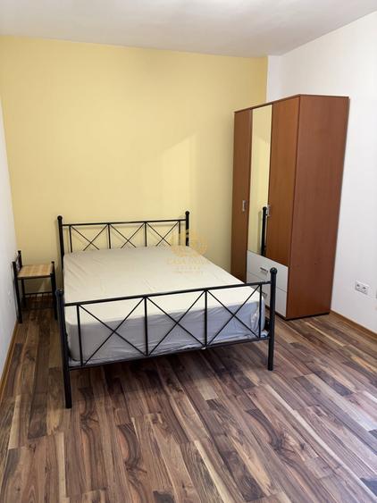 Apartament cu 3 camere decomandat, mobilat în Zorilor