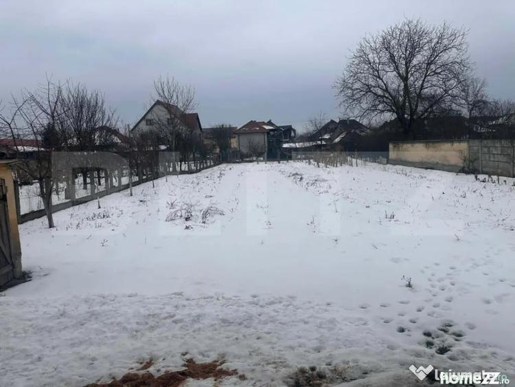 Casă cu 3 camere cu Teren 1643 Mp în Central