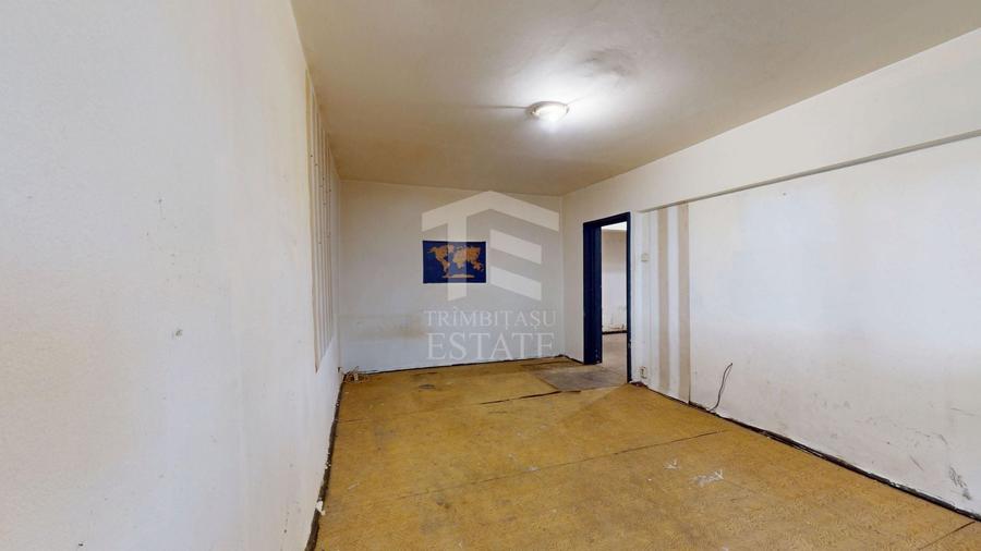 Apartament cu 3 camere decomandat în Colentina