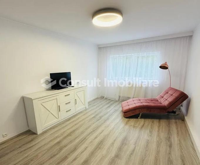 Apartament cu 2 camere decomandat, mobilat în Plopilor