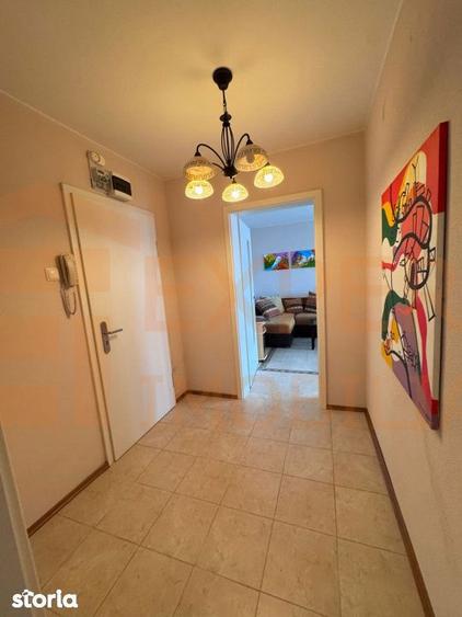 Apartament cu 3 camere decomandat, mobilat în Central
