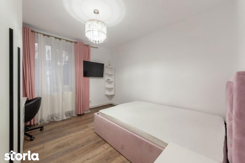 Apartament cu 3 camere semidecomandat, mobilat în Calea București