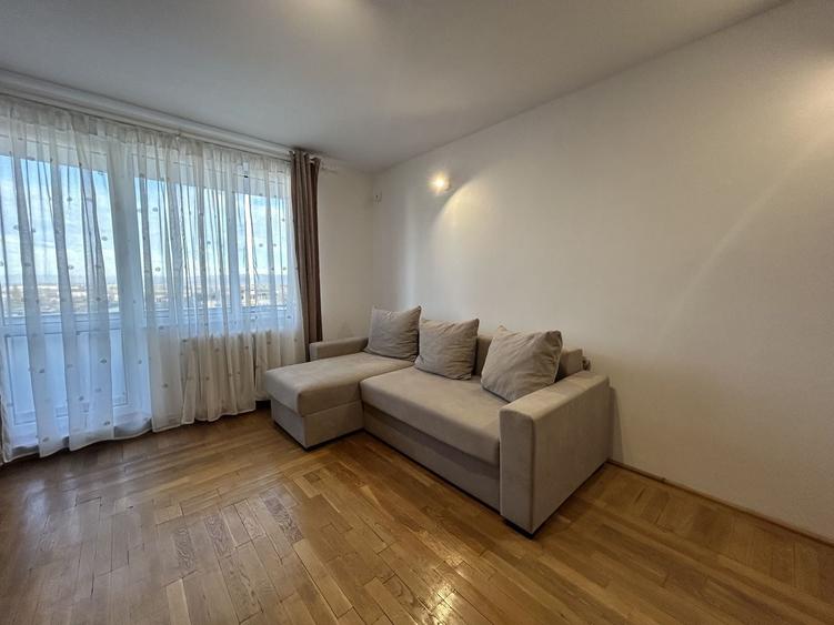 Apartament cu 2 camere semidecomandat, mobilat în Central