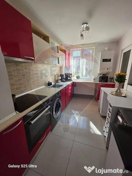 Apartament cu 2 camere decomandat în Central