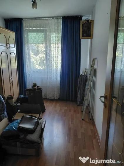 Apartament cu 2 camere decomandat în Micro 19