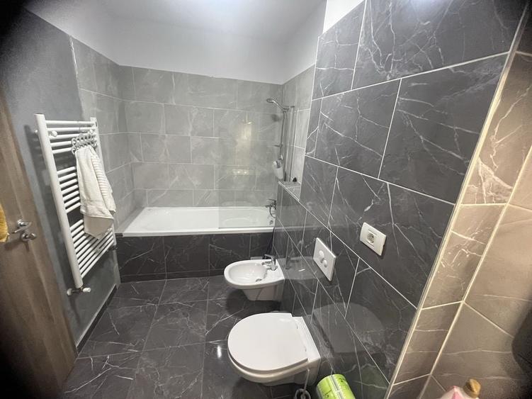 Inchiriez Ap 2 camere , 65 m2 , bloc nou , garaj privat subsol - 8