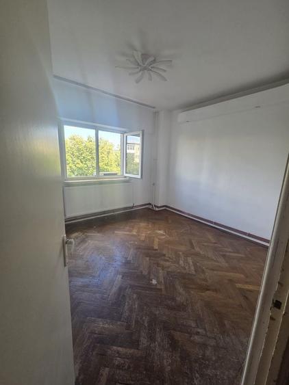 Apartament cu 2 camere decomandat în Brazda lui Novac