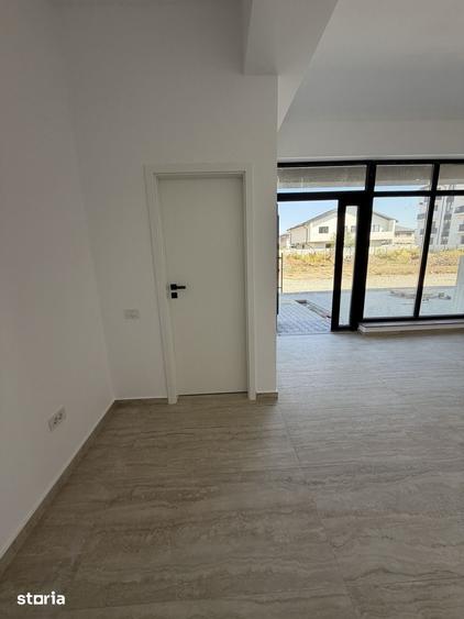 Spațiu comercial, de 31 mp, în Central