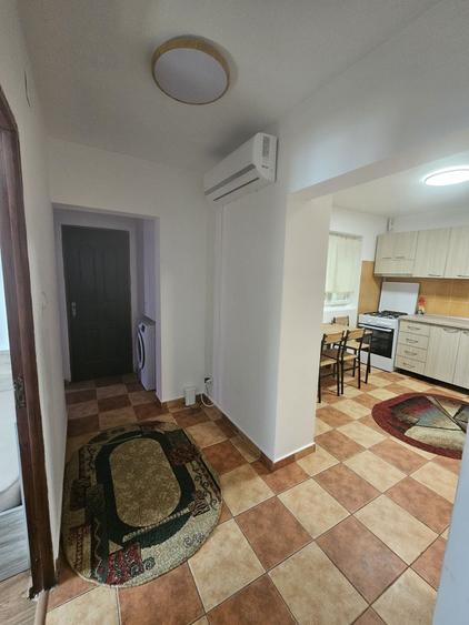 Apartament cu 3 camere decomandat în Brâncoveanu