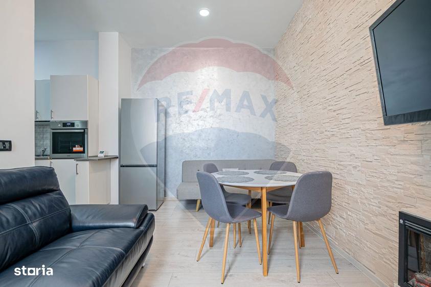 Apartament cu 3 camere decomandat, mobilat în Valea Cetății