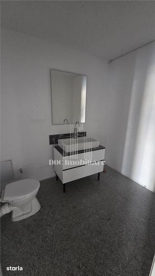 Spațiu comercial, de 160 mp, în Apărătorii Patriei