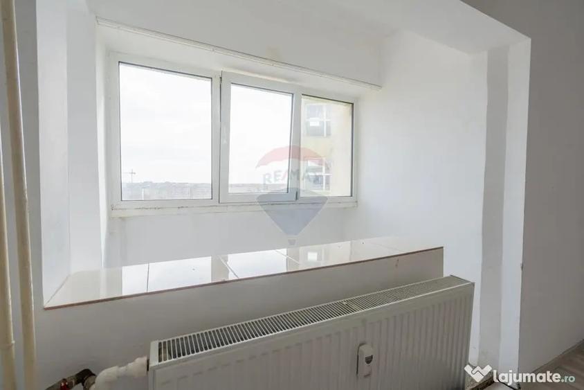 Apartament cu 3 camere decomandat în Fundeni