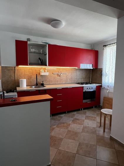 Apartament cu 2 camere semidecomandat în Tineretului
