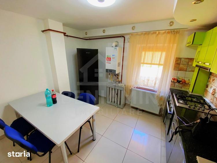 Apartament cu 2 camere semidecomandat în Rovine