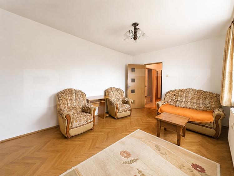 Apartament cu 3 camere decomandat, mobilat în Gheorghe Lazăr