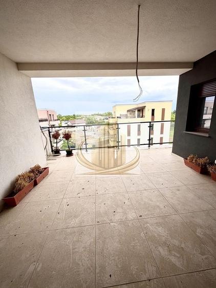 Apartament cu 3 camere în Giroc