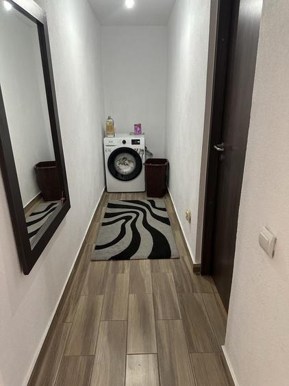 Casă cu 4 camere în 1 Mai