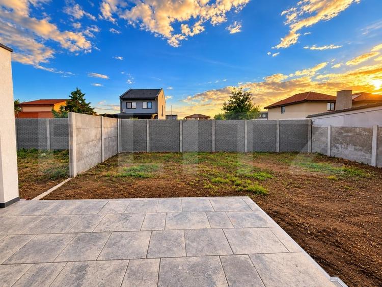 Duplex cu 3 camere cu Canalizare în Dumbrăvița