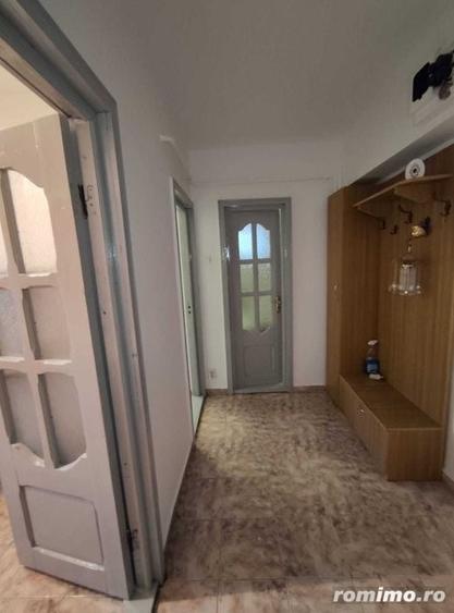 Apartament cu 2 camere decomandat în Doamna Ghica