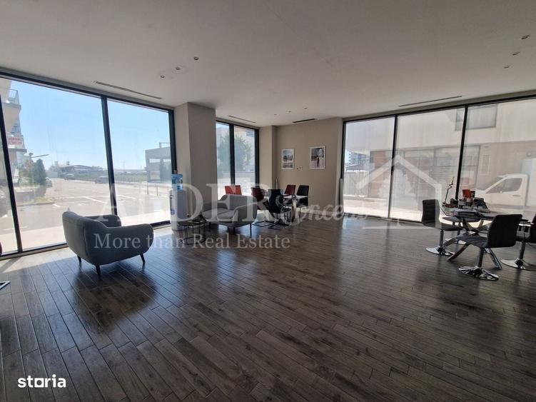 Spatiu Comercial, 138 Mp - Vitrina 33 M, Mamaia Nord! - 5