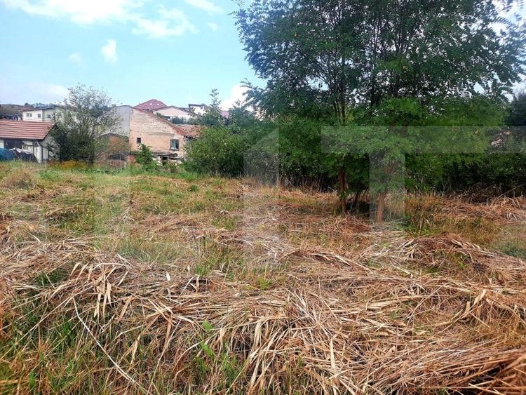 Teren Construcții intravilan de 2506 mp, în Borhanci