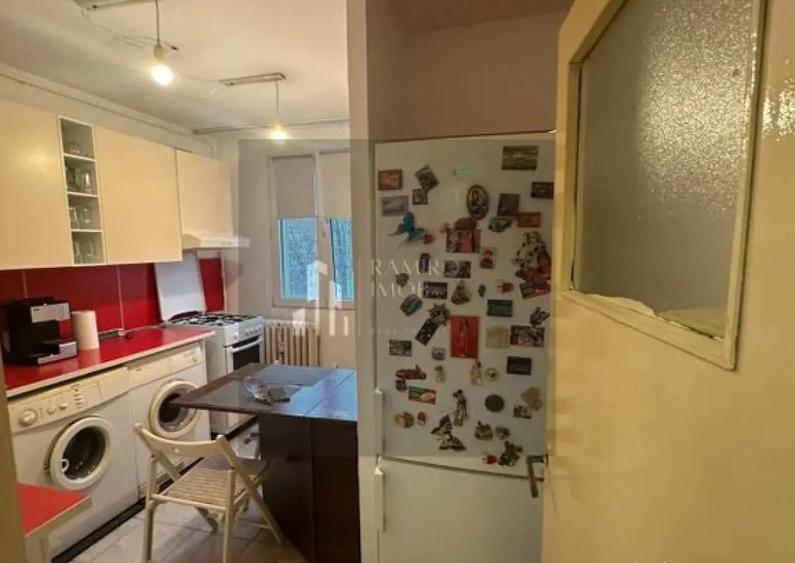 Apartament cu 2 camere decomandat, mobilat în Giurgiului