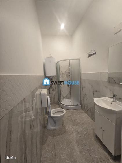 Casă cu 4 camere cu Teren 100 Mp în Cincu