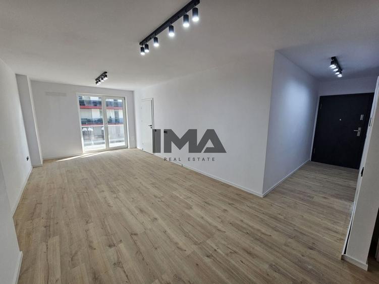 Apartament cu 3 camere semidecomandat în Iris