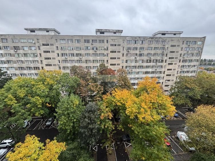 Apartament cu 3 camere decomandat, mobilat în Zețarilor