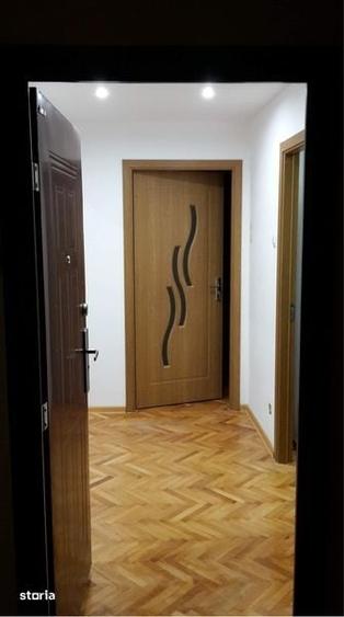 Apartament cu 3 camere decomandat în Mărăști
