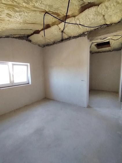 Casă cu 3 camere cu Teren 260 Mp în Giarmata