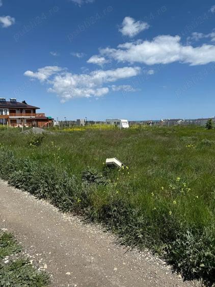 Teren de 500 mp, în Corbu